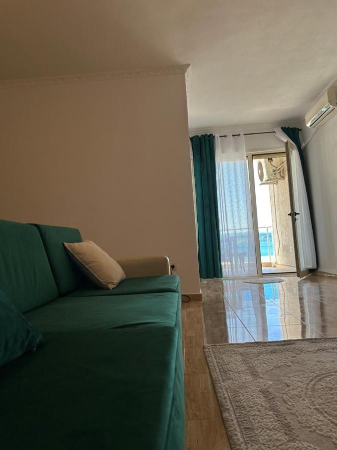 Beach Front Superior Apartment Durres Exterior photo